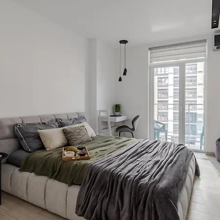 Modern In A New Building Near The Center Free Parking Apartment