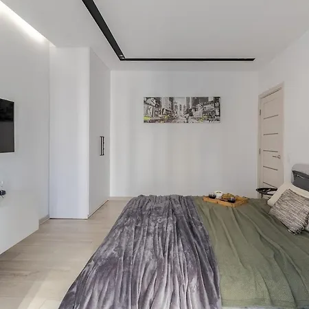 Apartment Modern In A New Building Near The Center Free Parking