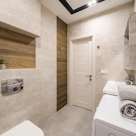 Apartment Modern In A New Building Near The Center Free Parking *