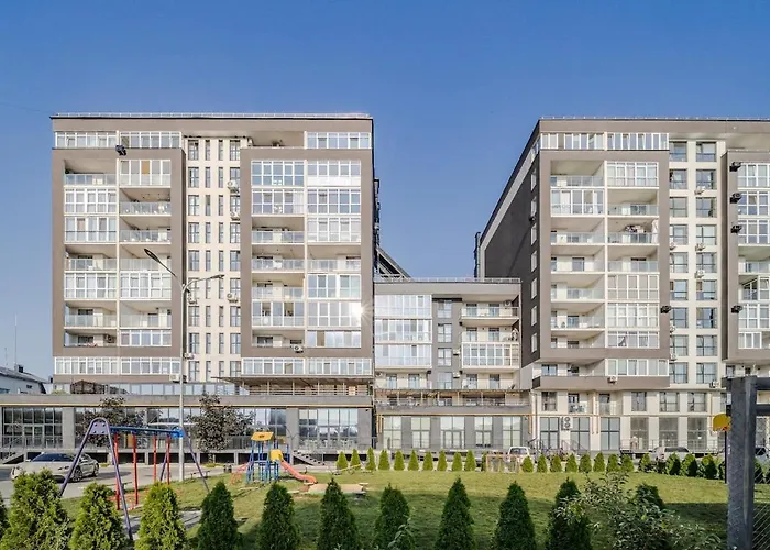 Modern In A New Building Near The Center Free Parking Апартаменты